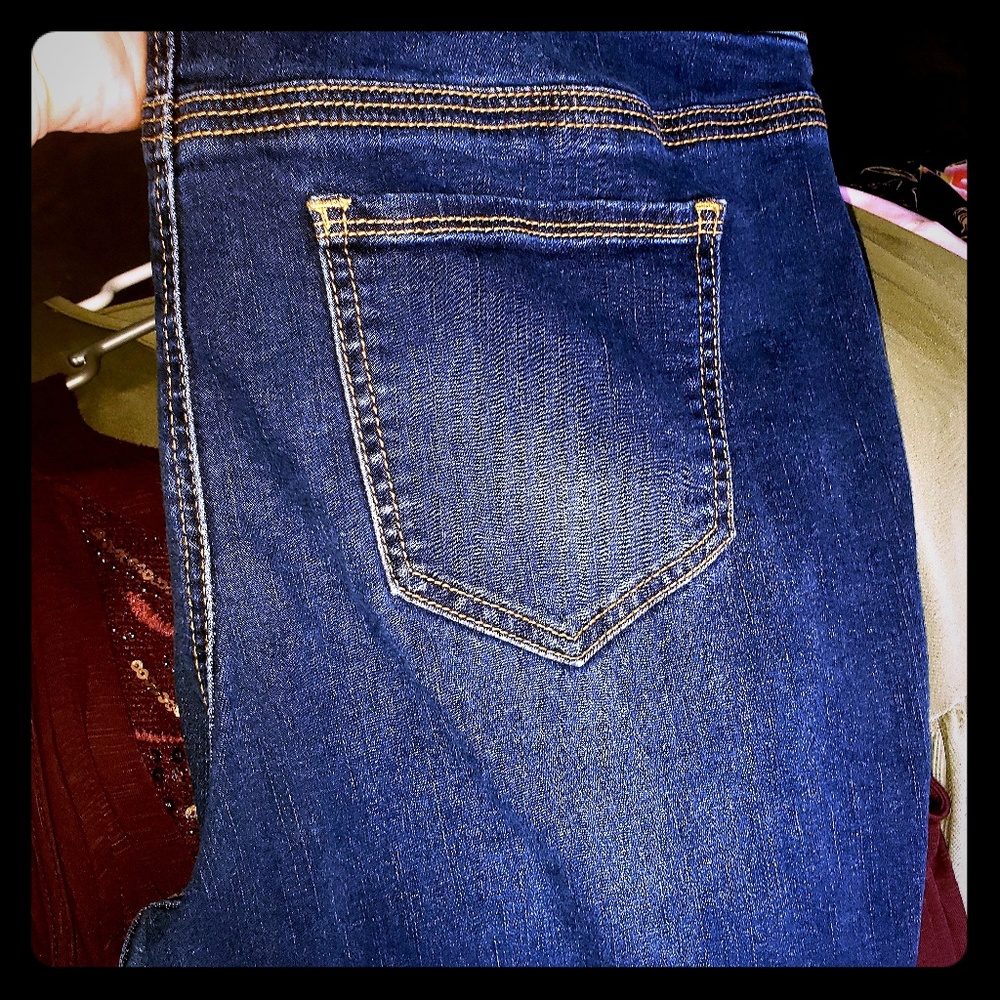 Maurices skinny jeans